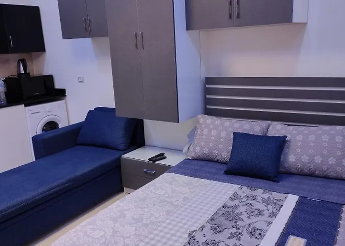 Casablanca Family Apartmanhotel Gurdaka