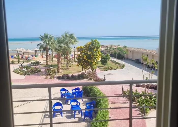 Casablanca Family Apartmanhotel Gurdaka